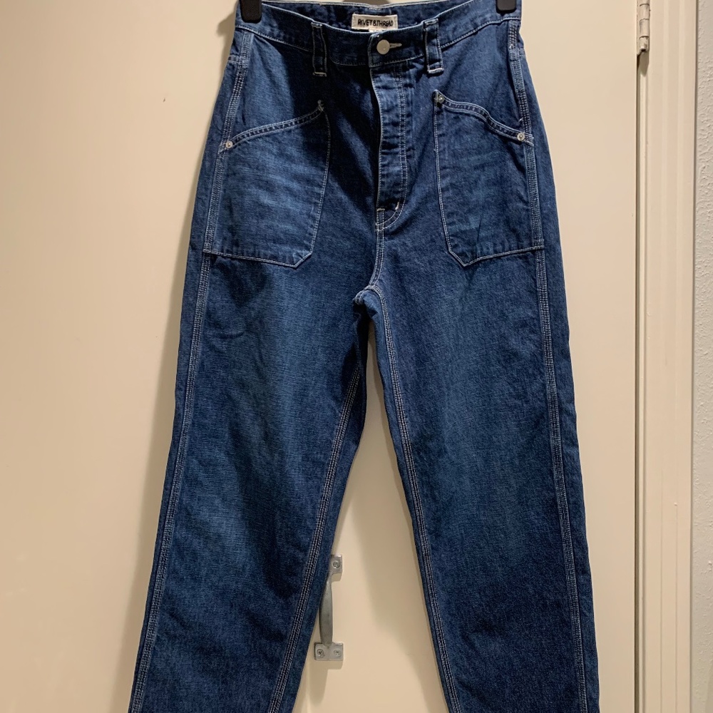 Women's Straight Leg Jeans - Blue